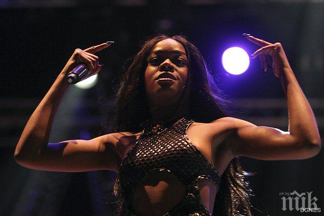 Американска рапърка оплю австралийската си публика