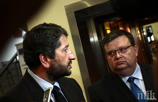 И промените в съдебния закон на Христо Иванов са на път да бъдат отхвърлени