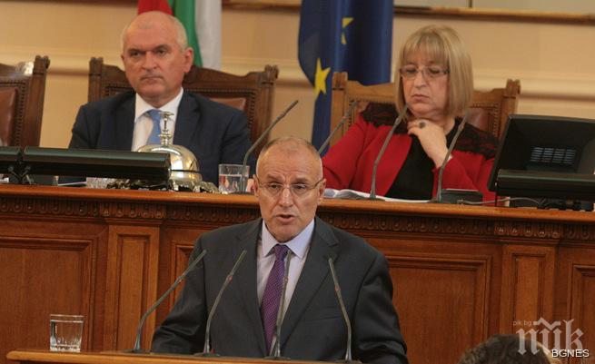 Радев: Избирането на подуправителите ще осигури предсказуемост на БНБ