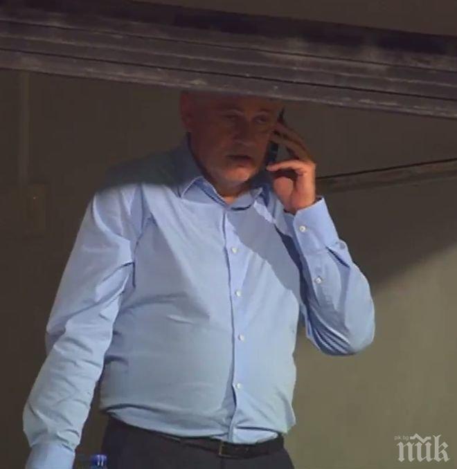 Левски и Литекс отнесоха глоби от БФС за използване на телефони