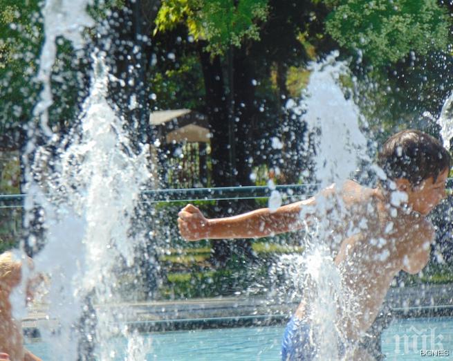 Жегата избухва с още по-голяма сила днес, температурите скачат до 41 градуса! Синоптиците предупреждават: Не излизайте навън!