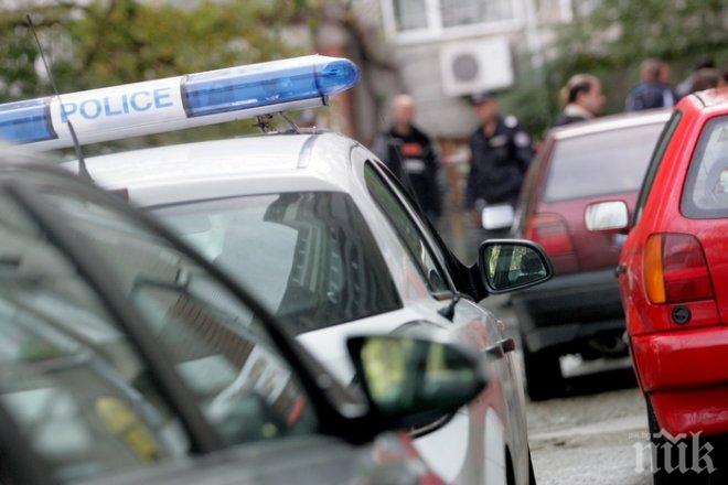 Катастрофа в столицата! Два автомобила се удариха в Красна поляна, движението е затруднено