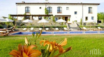 ексклузивно вили милиони вижте скъпите плажни имоти родните звезди