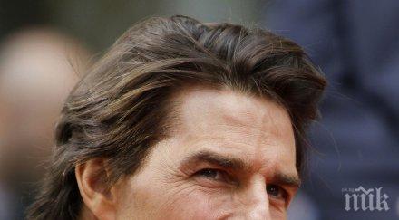 слух том круз баща сури