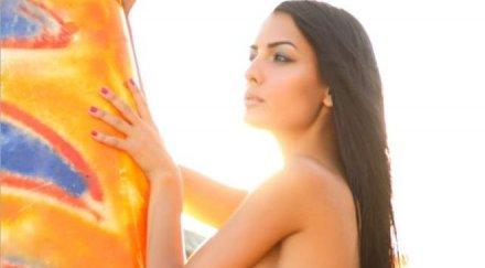 жената борис солтарийски разголи плажа ослепителната брюнетка ади разкри прелестите горещи снимки