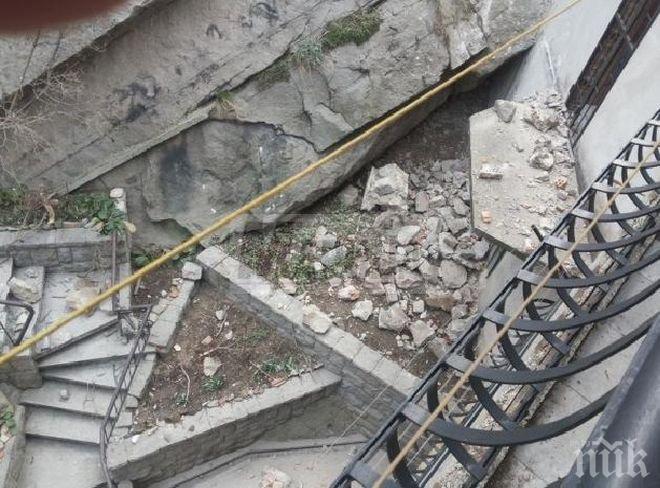 Ураган покоси 6 къщи в Драгомирово