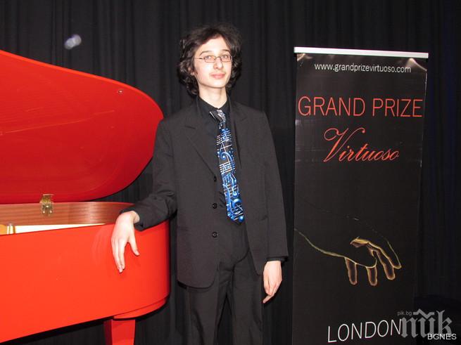 Пианистът Николай Димитров ще свири в Мюзикферайн във Виена