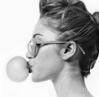 Британка останала без челюст от дълго дъвчене на дъвки 