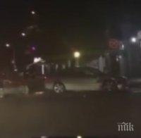 На червено! БМВ и Голф се потрошиха жестоко в Пловдив! (видео)