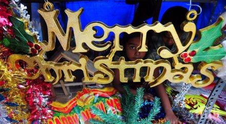 143 дни коледа лондон появи коледен магазин