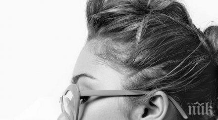 британка останала без челюст дълго дъвчене дъвки