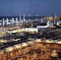 Иран трудно ще увеличи бързо износа на петрол и газ