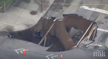 огромна дупка погълна част път йорк