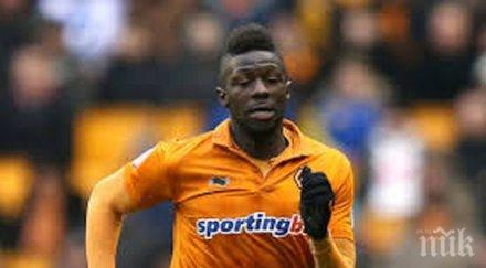 бакари сако подписа кристъл палас