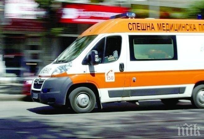 БМВ отнесе възрастна жена в центъра на Варна