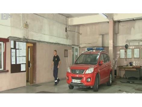Огнеборци във Варна работят при мизерни условия и с развалена техника
