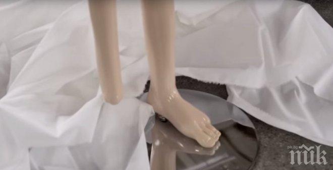 В един магазин започнаха да режат и „обезобразяват“ пластмасовите манекени. Причината? Защото никой не е перфектен!