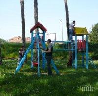 Обновиха детска площадка в плевенския квартал „Сторгозия“