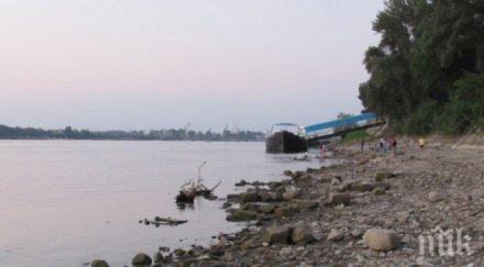 нивото река дунав критично ниско кораби блокирани румъния