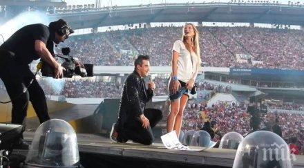 родни красавици готвят лозунги роби