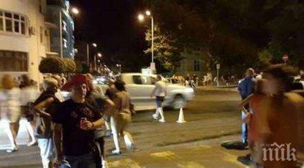 гневни бургазлии градът остана без таксита шоуто роби уилямс