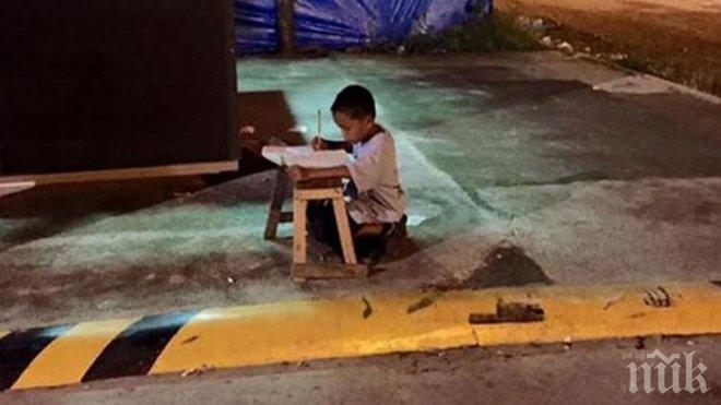 Бездомно дете, пише своето домашно на лунна светлина, тази гледка впечатлява една студентка, която..