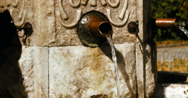 В Русе възстановяват унищожени от десетилетия улични чешми