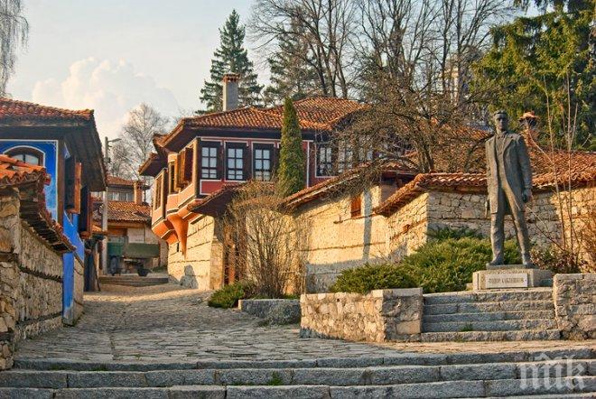 ПИК TV: Хиляди в Копривщица празнуват българския народен дух 