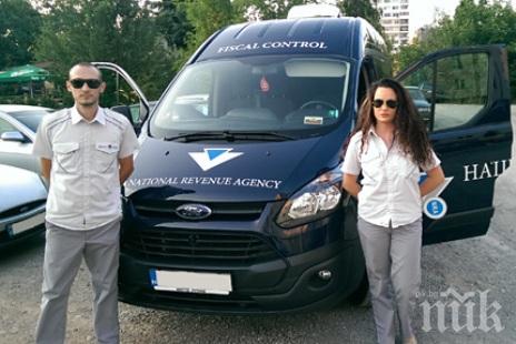 Без анонимност! Данъчните тръгват с униформи
