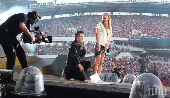 Родни красавици готвят лозунги за Роби