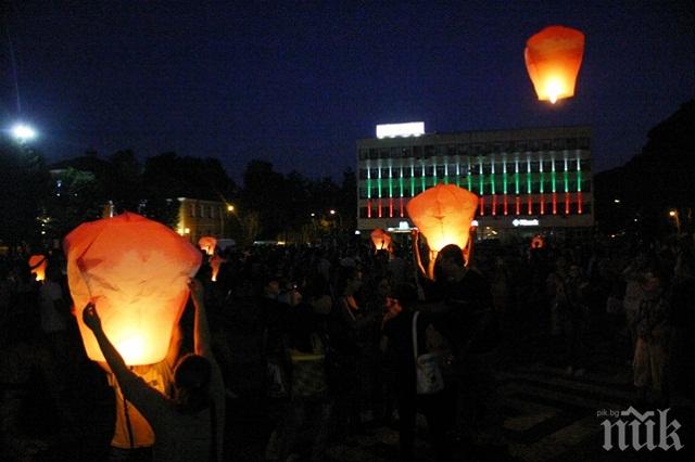 Фестивал на Хартиените фенери през септември в Габрово (снимки)
