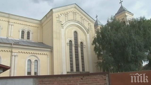 Зам.-кметът на Раковски: 6-годишният Енрике не е бит от свещеник, той има проблеми с възпитанието