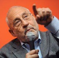 Нобелистът Стиглиц: САЩ претърпя болезнено и срамно поражение от Китай