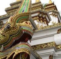 11 индийци намериха смъртта си в хиндуистки храм