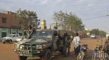 оон четирима чужденци един местен жител загинали заложническа ситуация мали