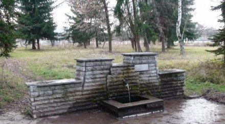 срам вандали срутиха чешмата гробищата българово