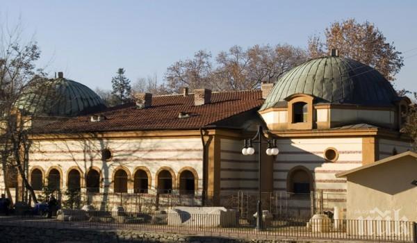 Кюстендил е домакин на международния фестивал „Велики учители”
