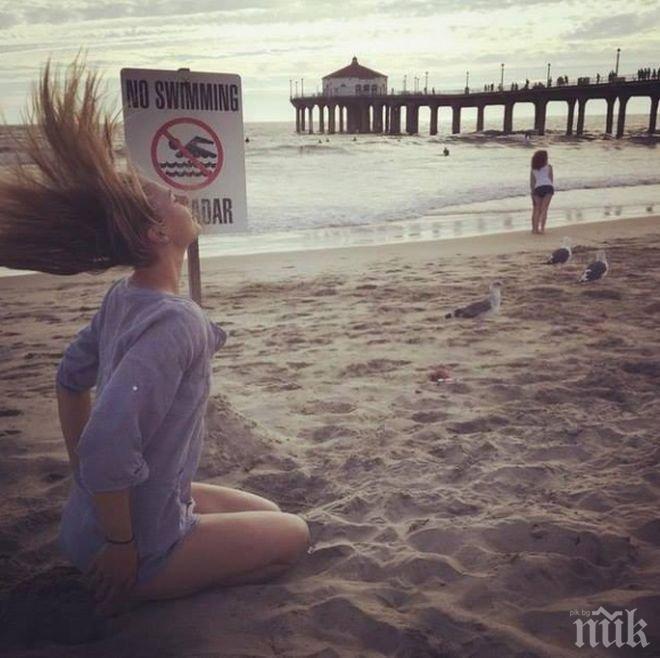 Шарапова: Добре, няма да плувам! Само ще си вея косата (снимка)