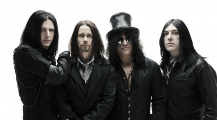 слаш пусна култово съобщение български феновете снимка