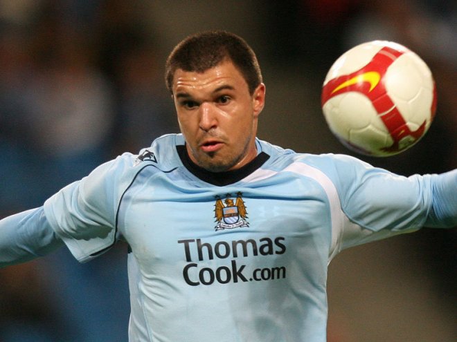 Ботев (Пд) започна преговори с Валери Божинов