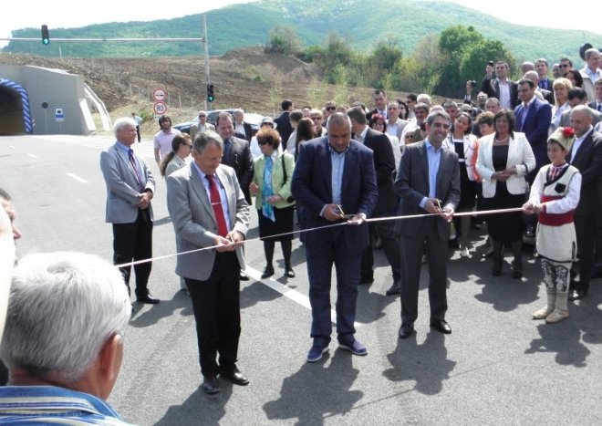 Бойко заповядал на Борис Велчев да спре разследването за магистрала Люлин