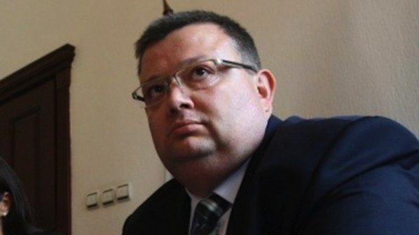 Цаца. Избор. Прокурор.