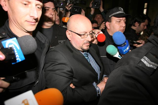 Съдии и прокурори кътали рушвети в трезора на Али Баба