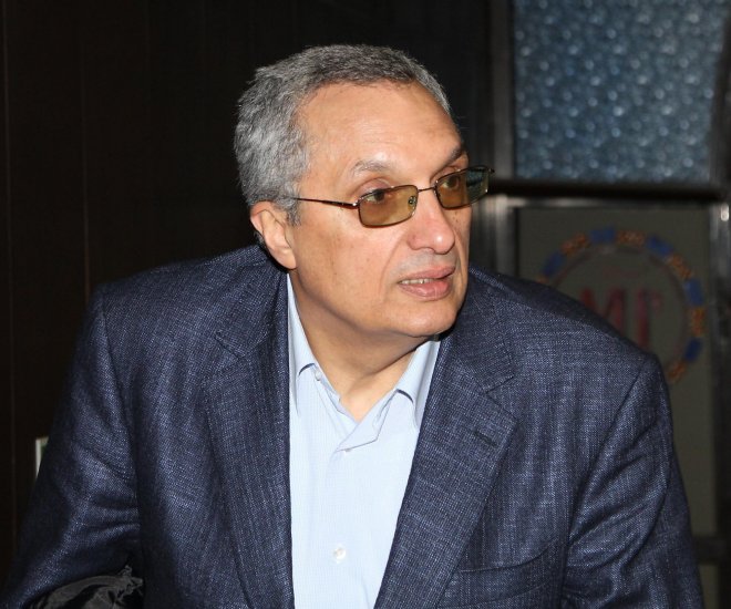 Иван Костов: ГЕРБ и БСП злоупотребяват с референдума