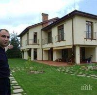 Експерт за ръчната граната срещу Ламбовски: Не са искали да го убият