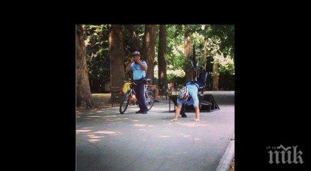 уникален кадър движение варна полицай падна колелото морската градина