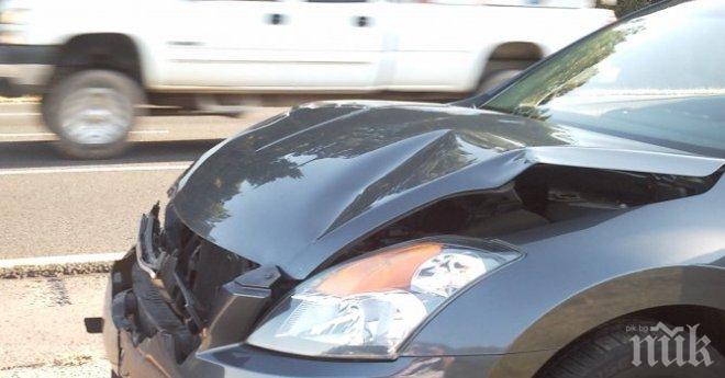 Четирима пострадаха в катастрофи за час в Русе
