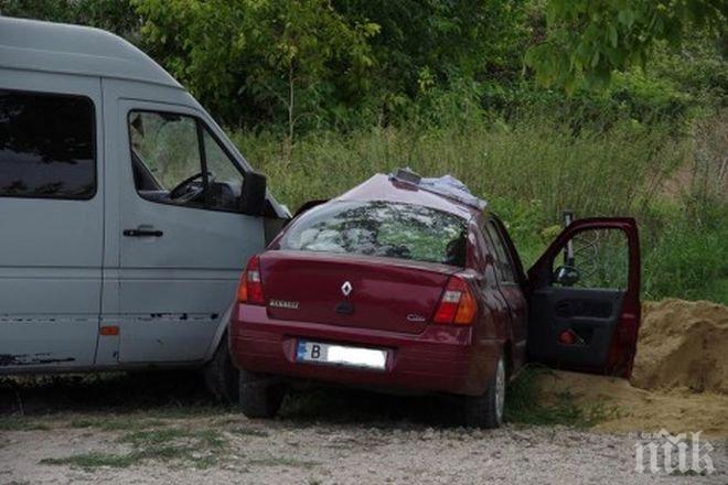 Ексклузивно! Вижте снимки от тежката катастрофа край Варна, при която щофьорка загина на място