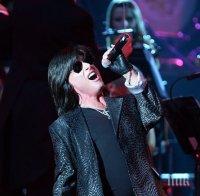 Джо Лин Търнър започва гастроли в Крим, сюрпризира с откровенията си