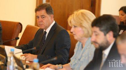 ненчев очаква края август подпише миг овете